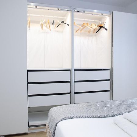 Apartamento Moderno En Triana 2 Dormitorios Y Aire Acondicionado Sevilla Kültér fotó