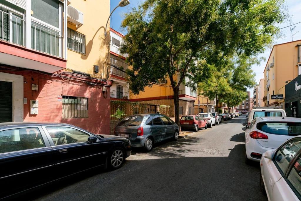 Apartamento Moderno En Triana 2 Dormitorios Y Aire Acondicionado Sevilla Kültér fotó