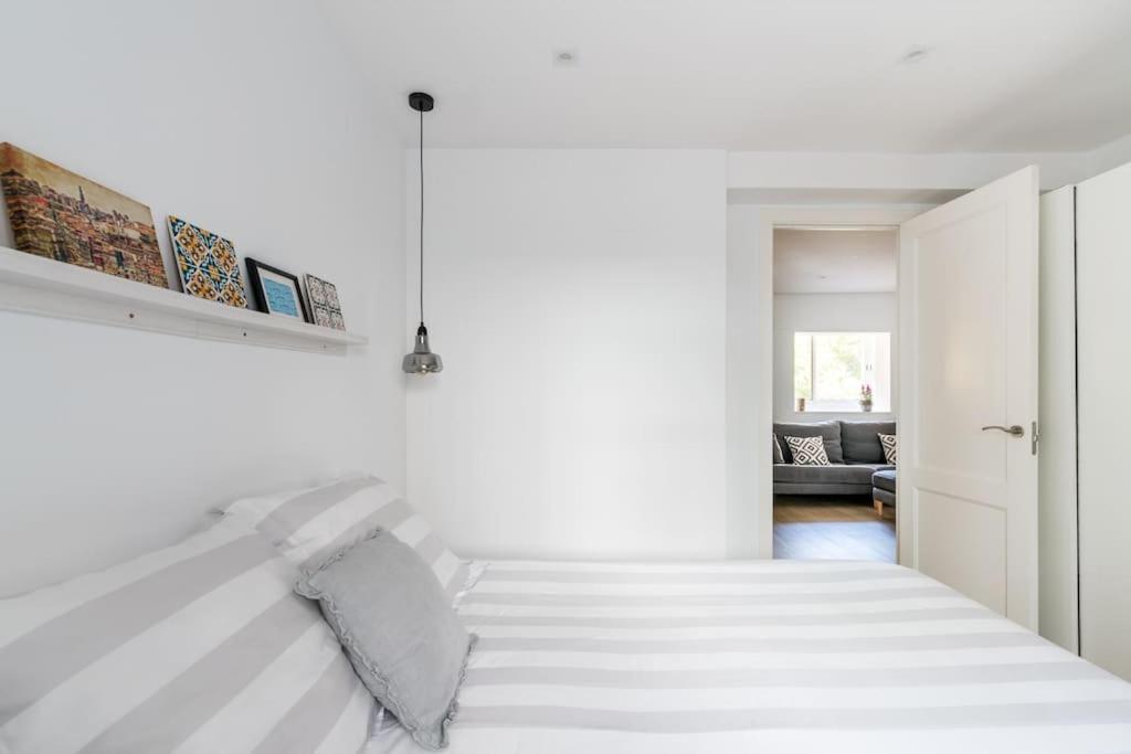 Apartamento Moderno En Triana 2 Dormitorios Y Aire Acondicionado Sevilla Kültér fotó
