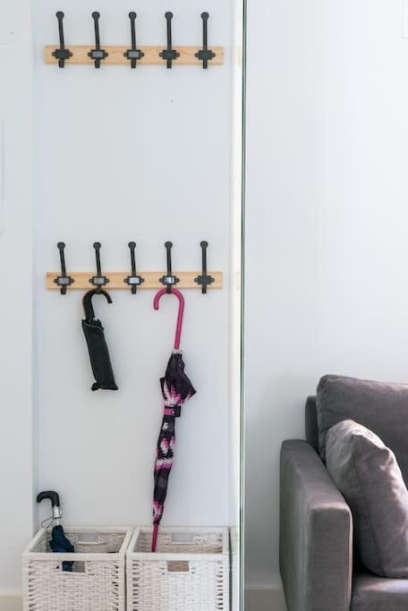 Apartamento Moderno En Triana 2 Dormitorios Y Aire Acondicionado Sevilla Kültér fotó