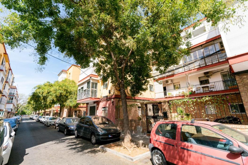 Apartamento Moderno En Triana 2 Dormitorios Y Aire Acondicionado Sevilla Kültér fotó